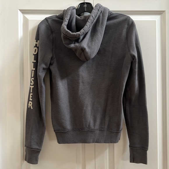 Hollister Women’s Hoodie - Picture 2 of 4